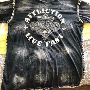 XL men’s Affliction shirt